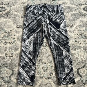 Lululemon cropped leggings